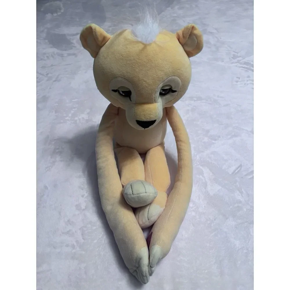 N/A plush lion